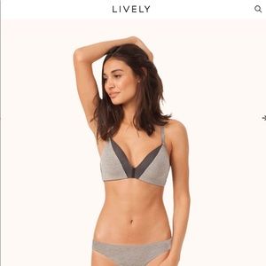 Lively All Day Deep V Bra